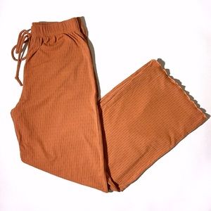 Kittenish Feeling Peachy lounge pants